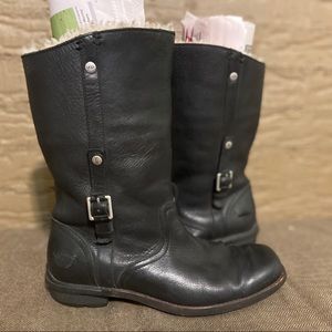 Size 9 leather UGG moto boots